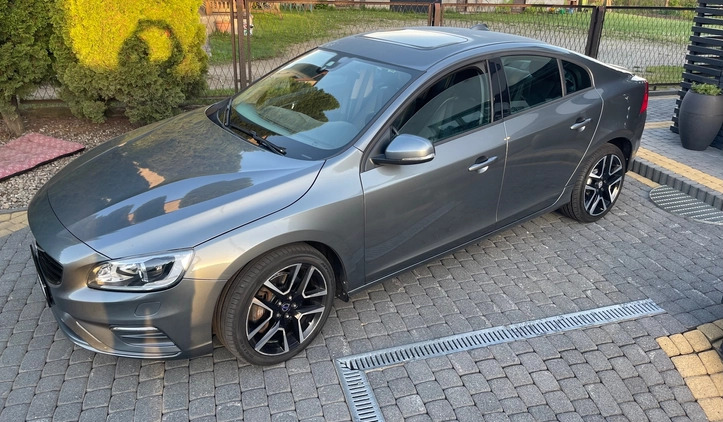 Volvo S60 cena 59900 przebieg: 163000, rok produkcji 2017 z Brańsk małe 379